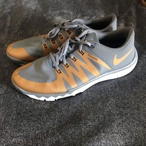 Men’s Nike Free 5.0 TR gold/grey size 13
